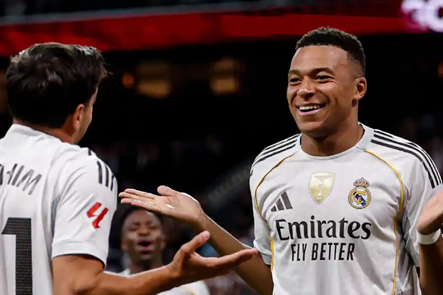 Vini Jr. dan Mbappé Bersinar, Real Madrid Tutup Periode Pra-Jeda dengan Kemenangan Meyakinkan Kylian Mbappé