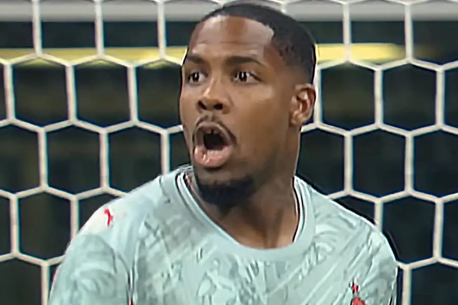 AC Milan Siapkan Dua Kandidat Pengganti Mike Maignan yang Berpotensi Hengkang Gratis Akhir Musim Mike Maignan
