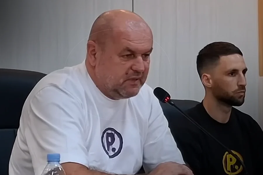Persib Bandung Siap Tampil Lebih Kompetitif di AFC Champions League Two 2025/26 Bojan Hodak