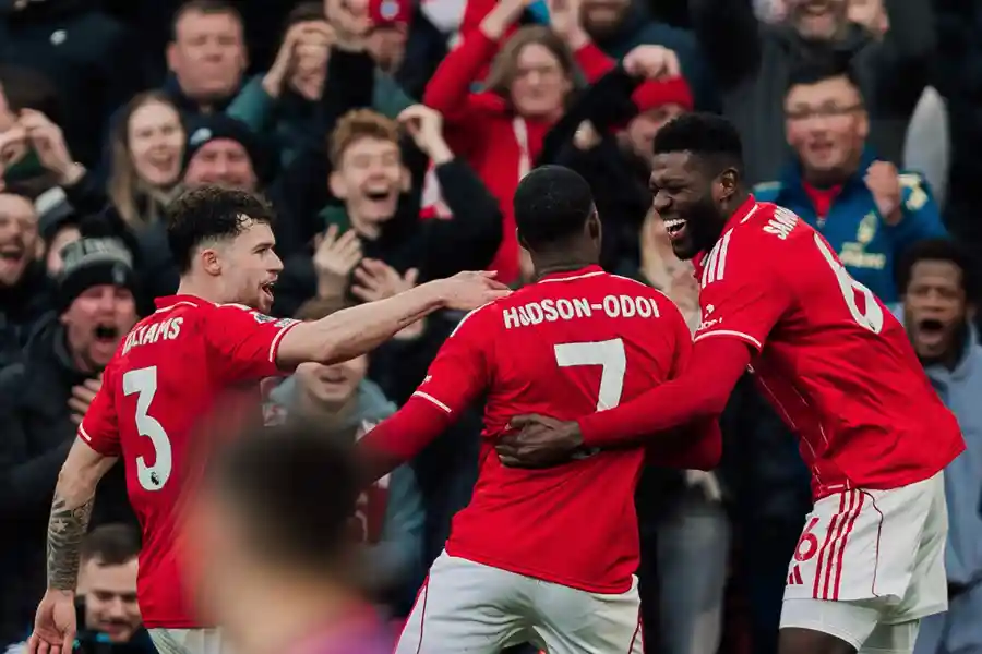 Nottingham Forest Hancurkan Tottenham 3-0 di The City Ground, Hudson-Odoi Bersinar Nottingham Forest unggul 3-0 dari Tottenham Hotspur (sumber foto: facebook @officialnffc)